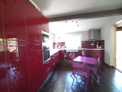 French property for sale in La Garde, Var - €395,000 - photo 9