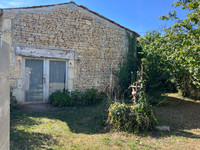 Maison à vendre à Sainte-Même, Charente-Maritime - 77.000 € - photo 5