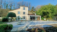 Maison à vendre à Luxé, Charente - 318 000 € - photo 1
