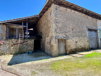 French property for sale in Pressignac, Charente - €124,500 - photo 9