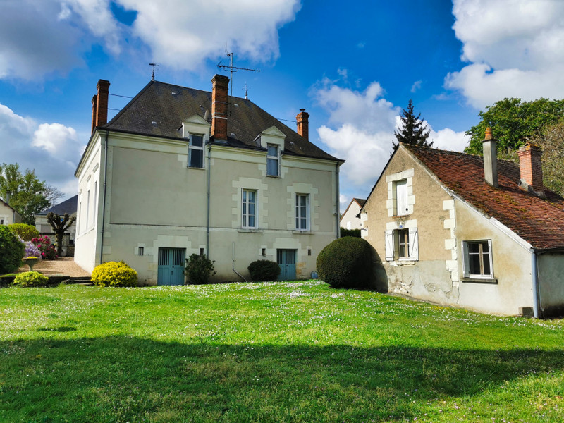 French property for sale in Saint-Aignan, Loir-et-Cher - €328,600 - photo 2