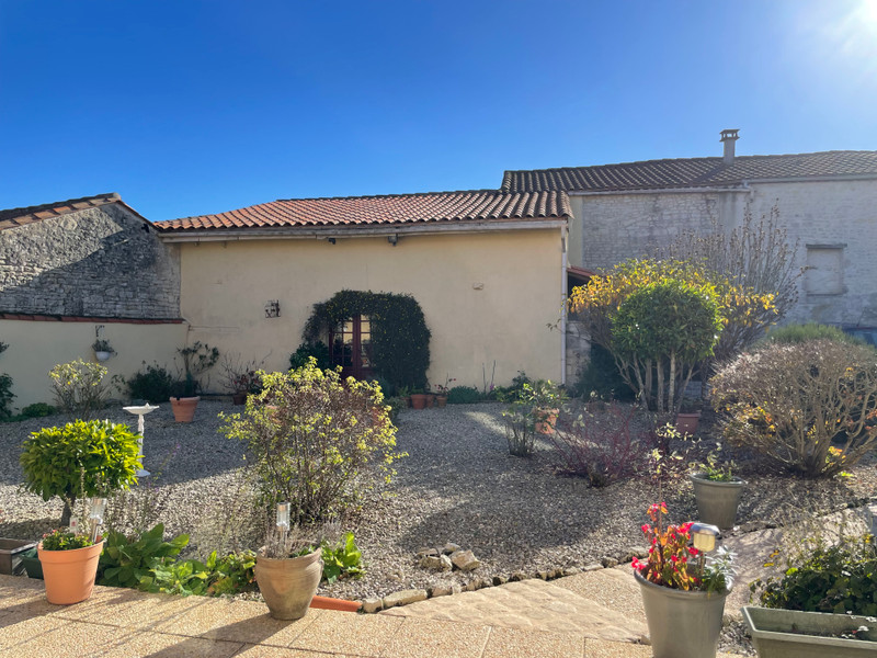 French property for sale in Oradour, Charente - €179,000 - photo 1
