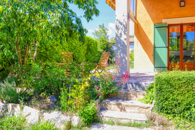 French property for sale in Apt, Vaucluse - €395,000 - photo 9
