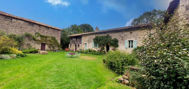Maison à vendre à Béceleuf, Deux-Sèvres - 267.500 € - photo 1