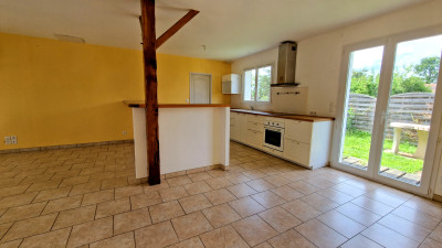 French property for sale in Montpon-Ménestérol, Dordogne - €174,000 - photo 2