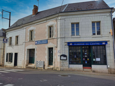 Commerce à vendre à Vallières-les-Grandes, Loir-et-Cher, Centre, avec Leggett Immobilier