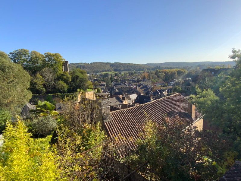 Maison à vendre à Montignac-Lascaux, Dordogne - 449.000 € - photo 1