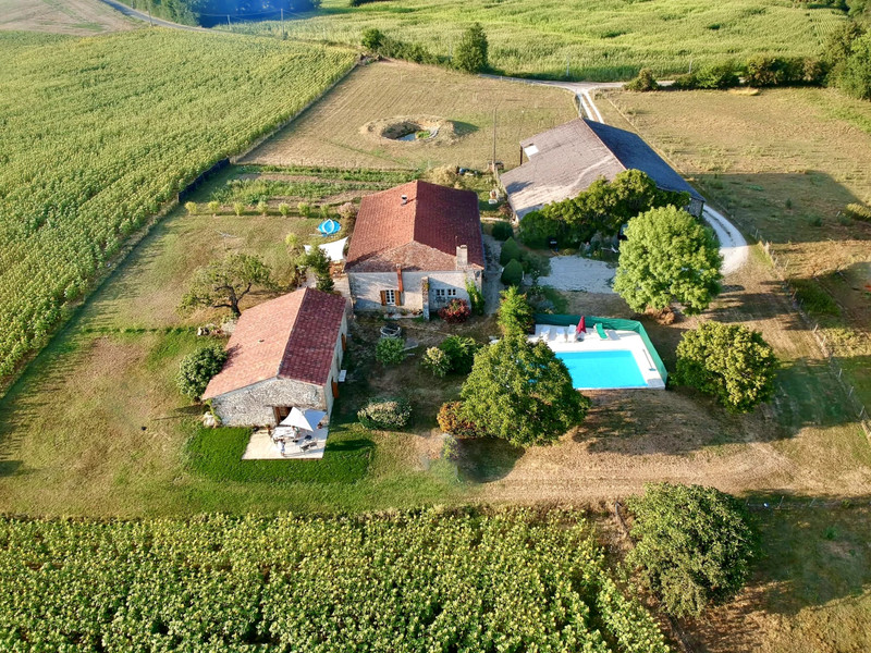 French property for sale in Lauzun, Lot-et-Garonne - €495,000 - photo 4
