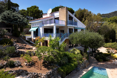 French property for sale in Roquebrune-Cap-Martin, Alpes-Maritimes - €3,950,000 - photo 1