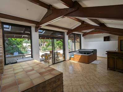 French property for sale in Saint-Genis-Laval, Rhône - €980,000 - photo 5