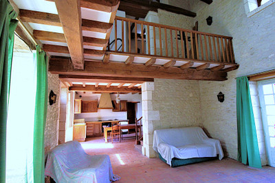 French property for sale in Cherval, Dordogne - €130,000 - photo 3