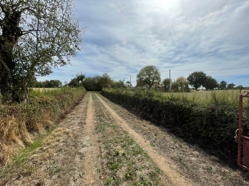 French property for sale in Saint-Hilaire-en-Lignières, Cher - €61,600 - photo 3