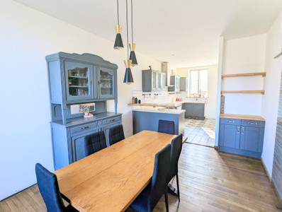 French property for sale in Arnac-Pompadour, Corrèze - €199,500 - photo 2