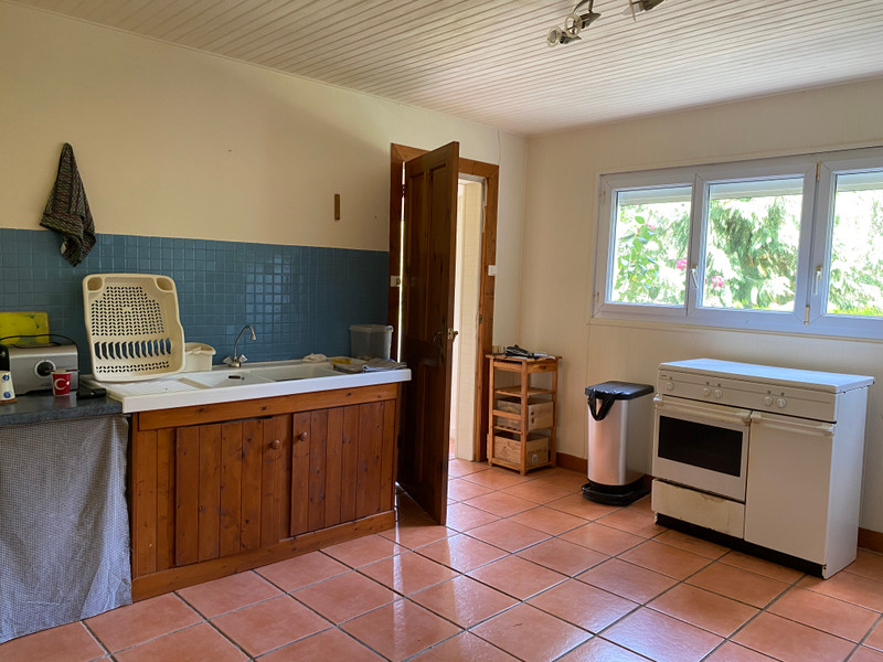French property for sale in Callac, Côtes-d'Armor - photo 3