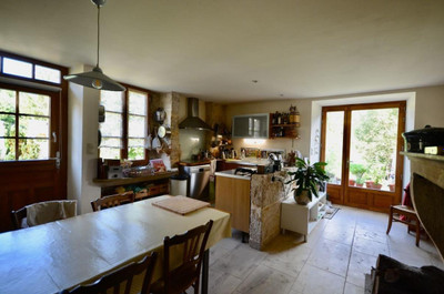 French property for sale in Aignay Le Duc, Côte-d'Or - €260,000 - photo 2