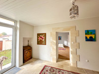 Maison à vendre à Ballans, Charente-Maritime - 249.500 € - photo 4