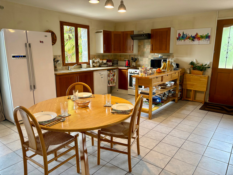 French property for sale in Abjat-sur-Bandiat, Dordogne - €141,700 - photo 2