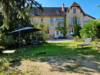 Maison à vendre à Neuilly Le Real, Allier - 420.000 € - photo 9