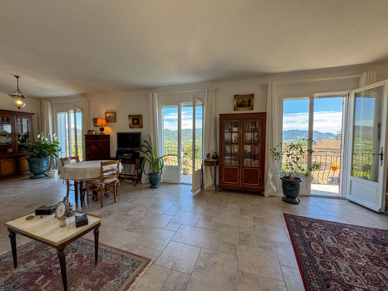 French property for sale in Rasteau, Vaucluse - €289,000 - photo 1