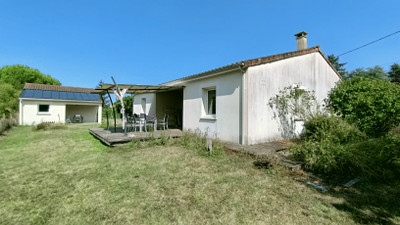Maison à vendre à Mansle, Charente, Poitou-Charentes, avec Leggett Immobilier