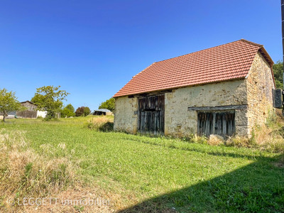 French property for sale in Masclat, Lot - €119,900 - photo 2