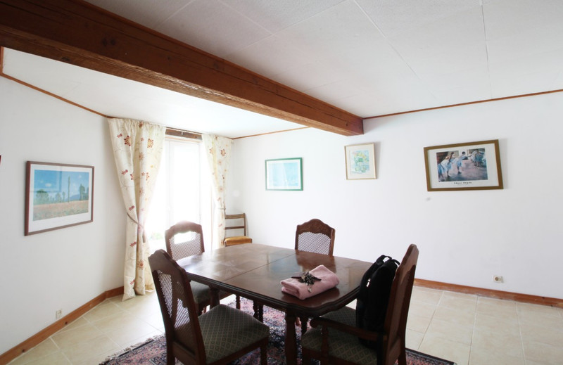 French property for sale in Fontaine-Chalendray, Charente-Maritime - €162,000 - photo 4