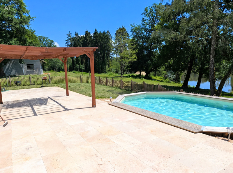 French property for sale in La Geneytouse, Haute-Vienne - €499,000 - photo 2