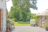 Maison à vendre à Beugnon-Thireuil, Deux-Sèvres - 315.000 € - photo 14