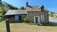 Maison à vendre à Lonlay-l'Abbaye, Orne - 51.800 € - photo 1