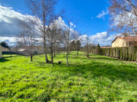 Terrain à vendre à Rochechouart, Haute-Vienne - 37.500 € - photo 1