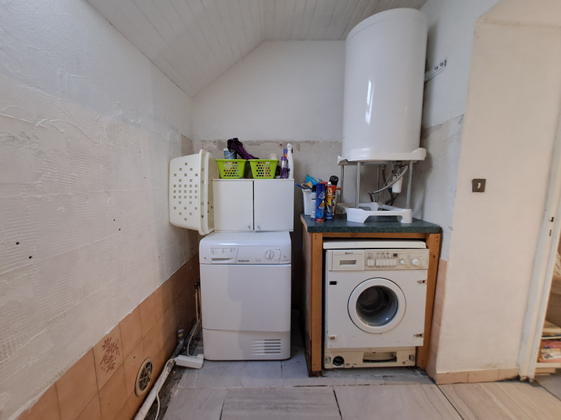 French property for sale in La Motte-Saint-Jean, Saône-et-Loire - €150,000 - photo 9