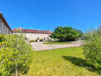 Propriété à vendre à Sérigny, Vienne - 392 500 € - photo n°7