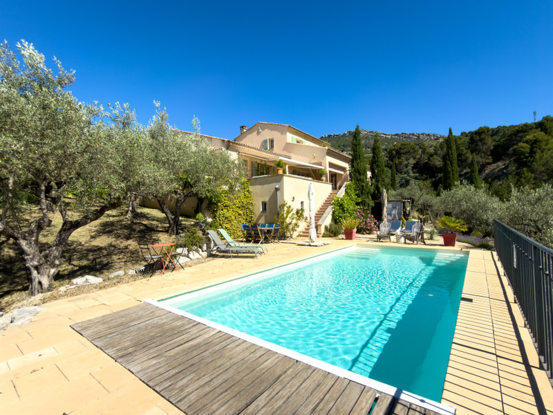 Propriété à vendre à Buis-les-Baronnies, Drôme - 890 000 €