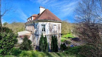 French property for sale in Saint-Pierre-du-Regard, Orne - €811,037 - photo 1