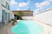 Maison à vendre à Fontaine-Chalendray, Charente-Maritime - 162.000 € - photo 2