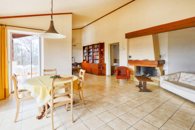 French property for sale in Mane, Alpes-de-Haute-Provence - €400,000 - photo 5