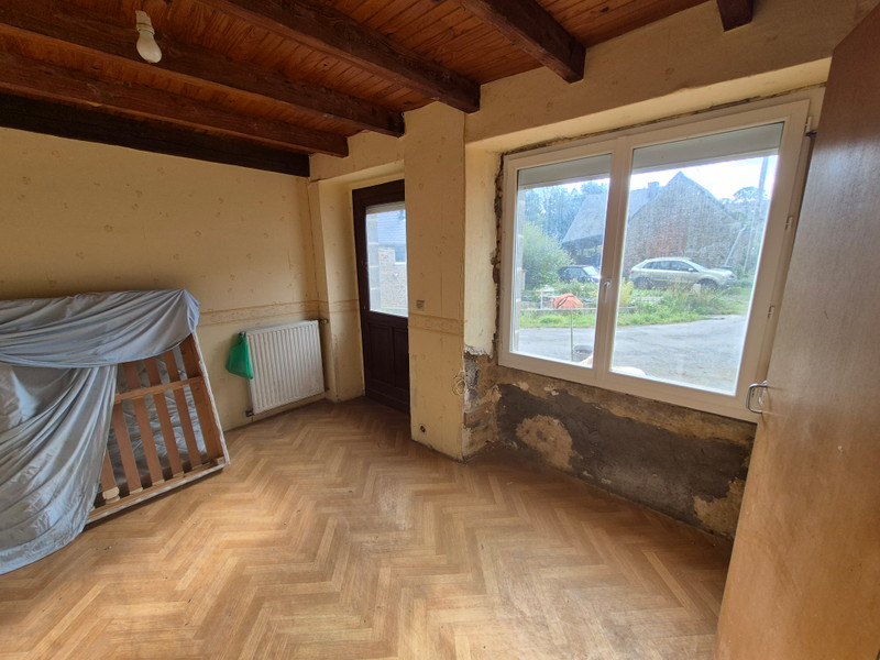 French property for sale in Saint-Carreuc, Côtes-d'Armor - €111,180 - photo 9