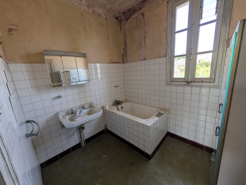 French property for sale in Corlay, Côtes-d'Armor - €41,600 - photo 6