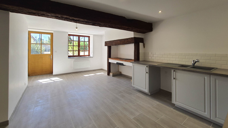 French property for sale in Lorigné, Deux-Sèvres - €152,600 - photo 9