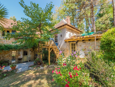 French property for sale in Saint-Gourson, Charente - €466,400 - photo 6
