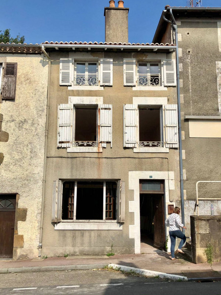 Maison à vendre à Val d'Issoire, Haute-Vienne - 25 600 € - photo 1