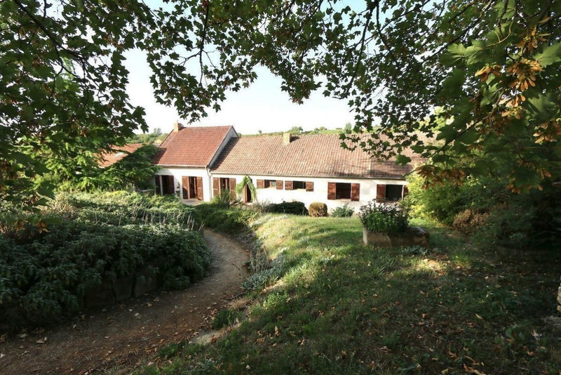French property for sale in Beaune, Côte-d'Or - €399,000 - photo 2