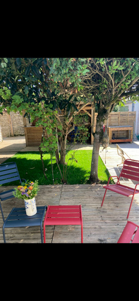 French property for sale in Les Portes-en-Ré, Charente-Maritime - €840,000 - photo 2