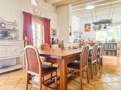 French property for sale in Caubon-Saint-Sauveur, Lot-et-Garonne - €357,000 - photo 2