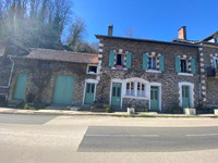 Maison à vendre à Uzerche, Corrèze - 121.990 € - photo 1