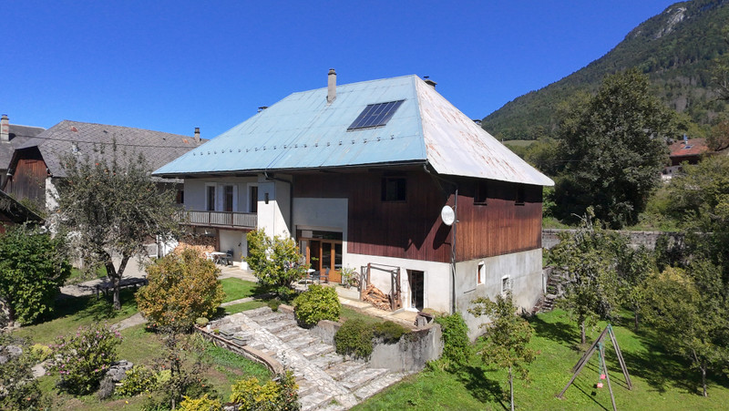 French property for sale in La Motte-en-Bauges, Savoie - €680,000 - photo 0
