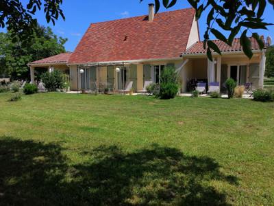 Maison à vendre à Valojoulx, Dordogne, Aquitaine, avec Leggett Immobilier