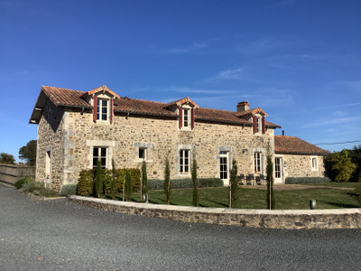 Maison à vendre à Moulismes, Vienne, Poitou-Charentes, avec Leggett Immobilier