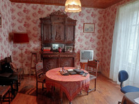 Maison à vendre à Saint-Martin-Valmeroux, Cantal - 119.900 € - photo 7