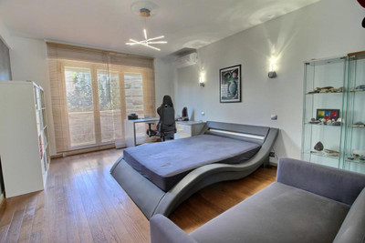 French property for sale in Antibes, Alpes-Maritimes - €1,250,000 - photo 9